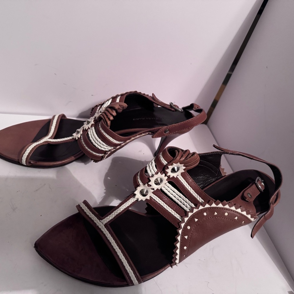 Balenciago Women's Brown and White Sandals
3 in heel - Picture 2 of 10